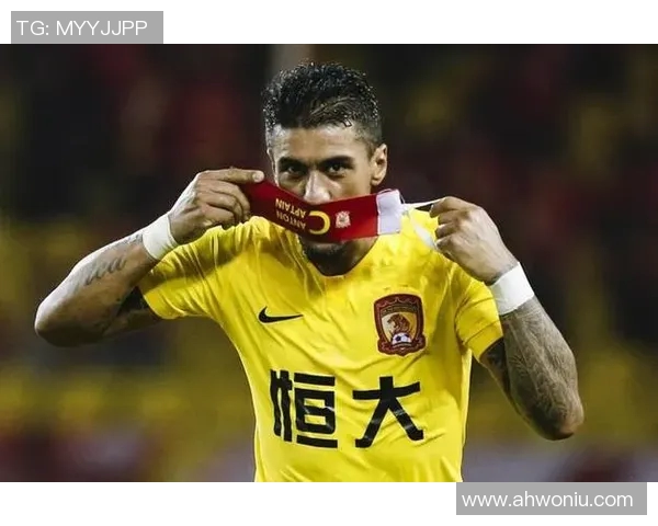 中超球星热身时颠球技巧展示精彩瞬间引领赛前激情